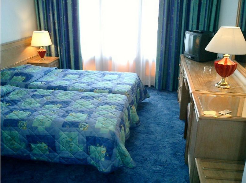 France Hotel Вільжуїф Номер фото